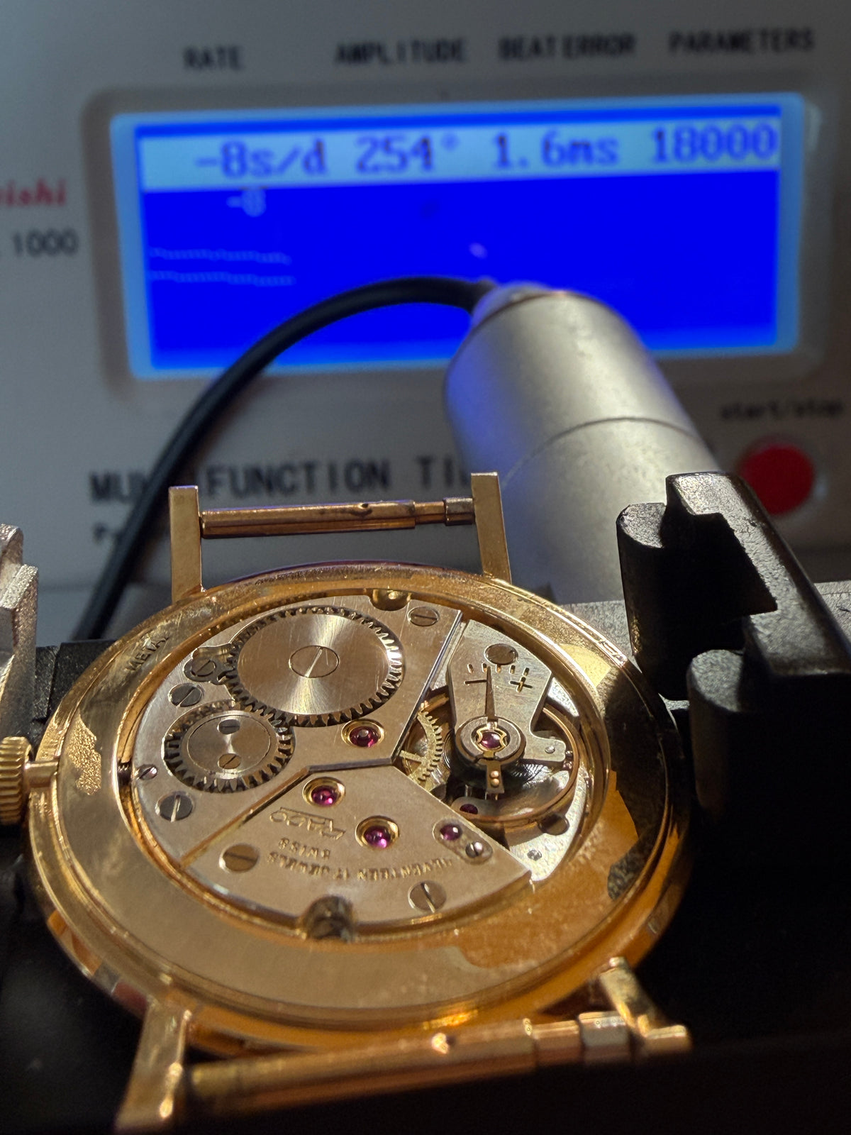 ORIGINAL RADO DE LUXE 18 K / 750 GELBGOLD ULTRAFLAT HANDAUFZUG DRESSWATCH 3063