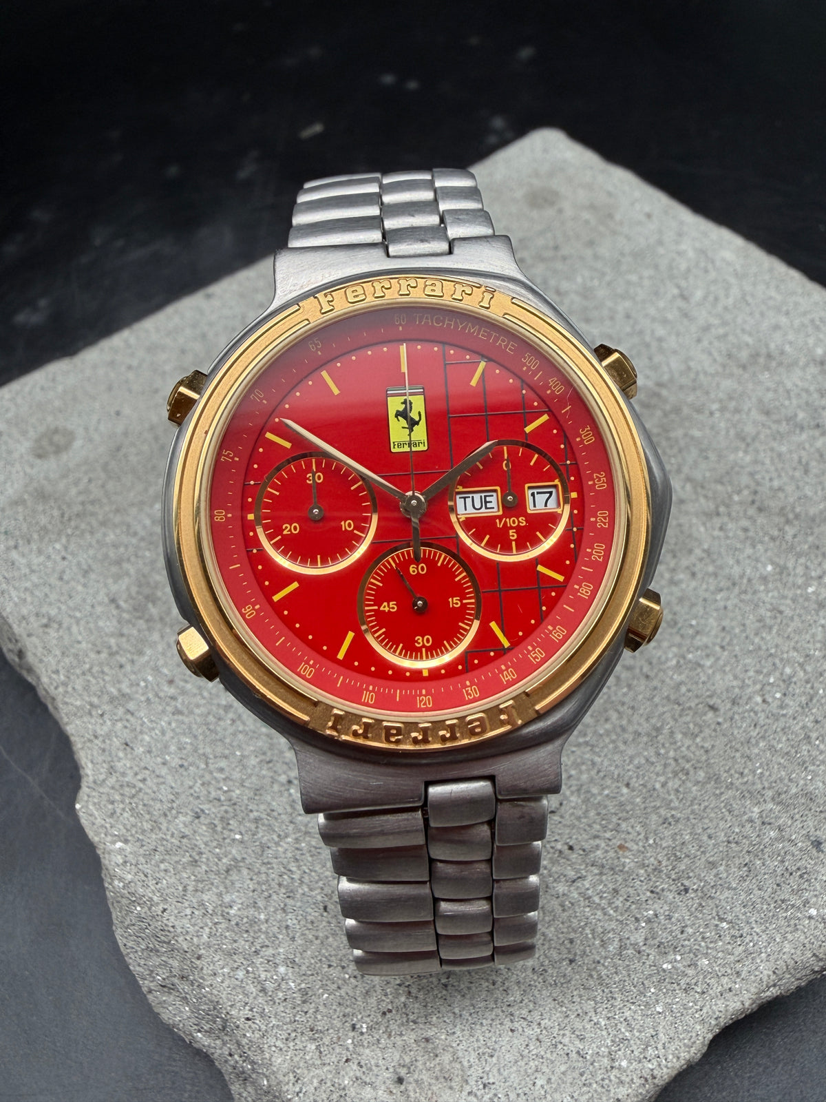 ORIGINAL FERRARI FORMULA 1/10SEC CHRONOGRAPH DAY DATE REF 2640 CAL. 531 ROSSO CORSA