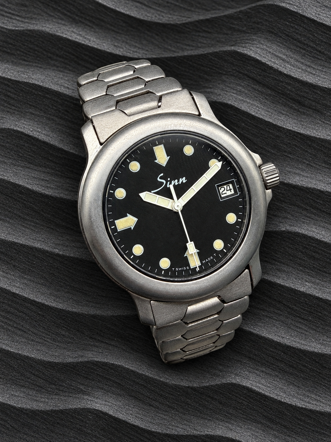 ORIGINAL SINN 8826 Ti TITAN 36mm AUTOMATIK ARMBANDUHR WABENBAND WABE EARLY MODEL TITANIUM