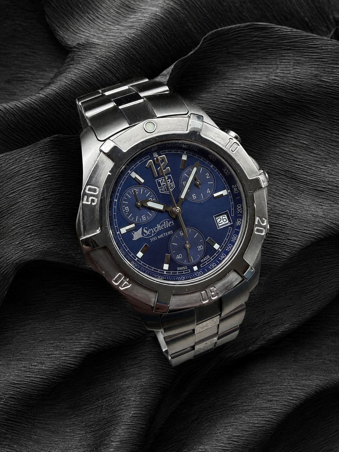 ORIGINAL TAG HEUER CN111D 200 METERS CHRONOGRAPH SEYCHELLES PURPLE DIAL 1/10 SEC