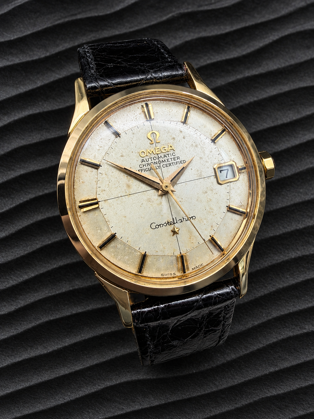 ORIGINAL OMEGA 18K 750 CONSTELLATION CHRONOMETER PIE PAN 168005 CAL 564 DOG LEG