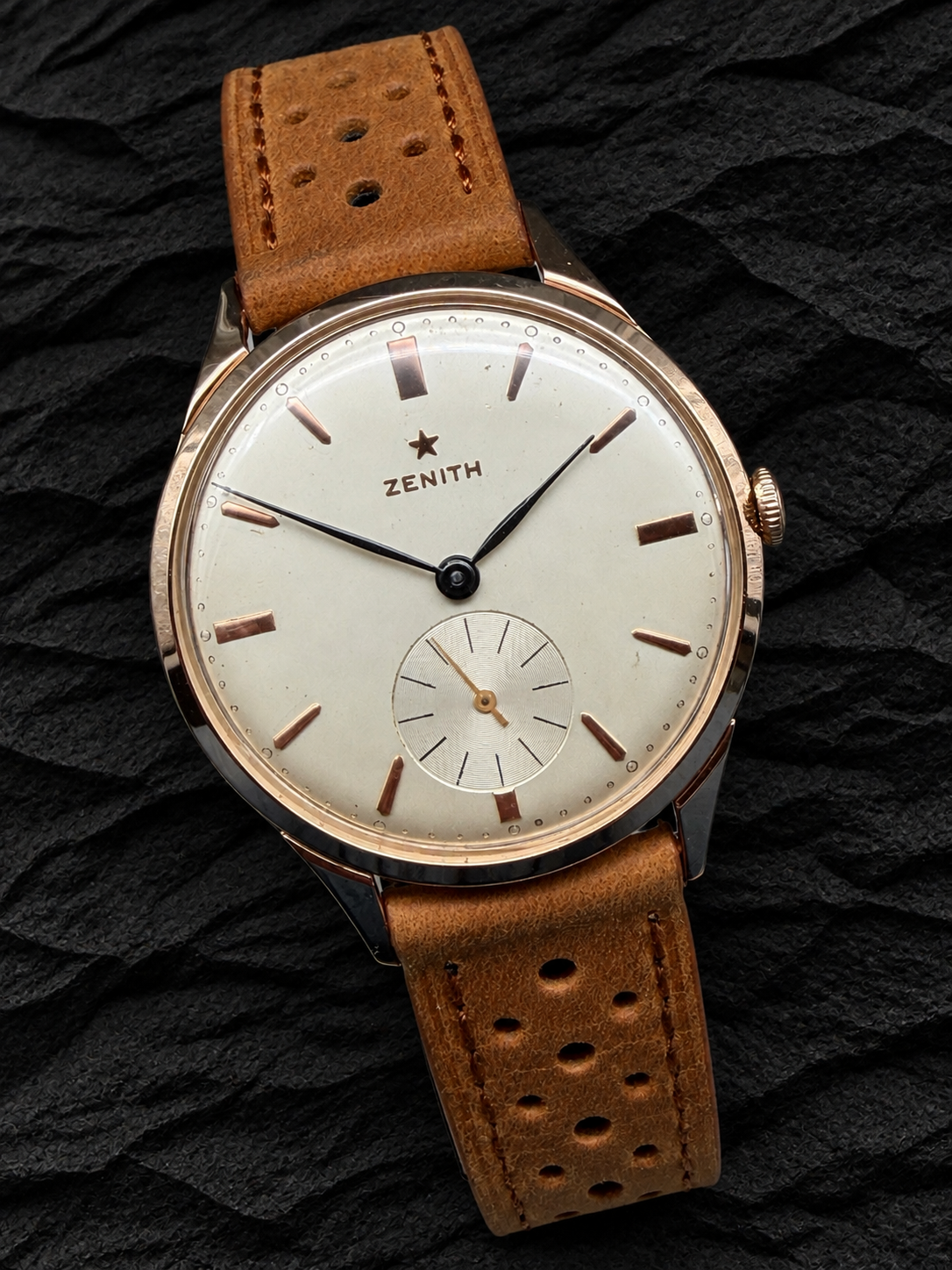 ORIGINAL 1951 ZENITH STELLINE 18K / 750 ROSEGOLD JUMBO 36mm DRESSWATCH SUBSECOND