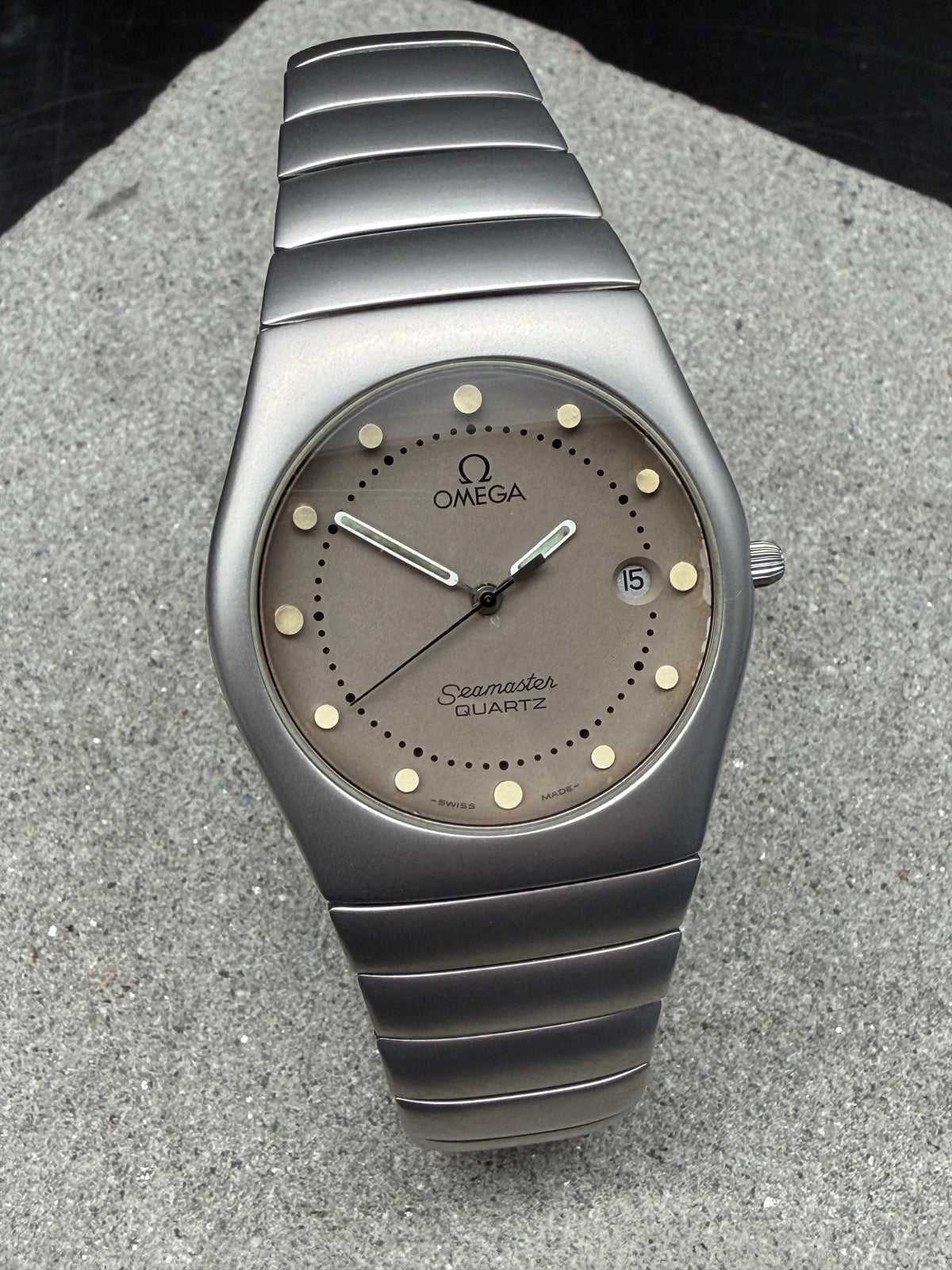 ORIGINAL 1984 OMEGA SEAMASTER RECIFE OXIDIERTER STAHL 196.0292 396.0984 ALBINO