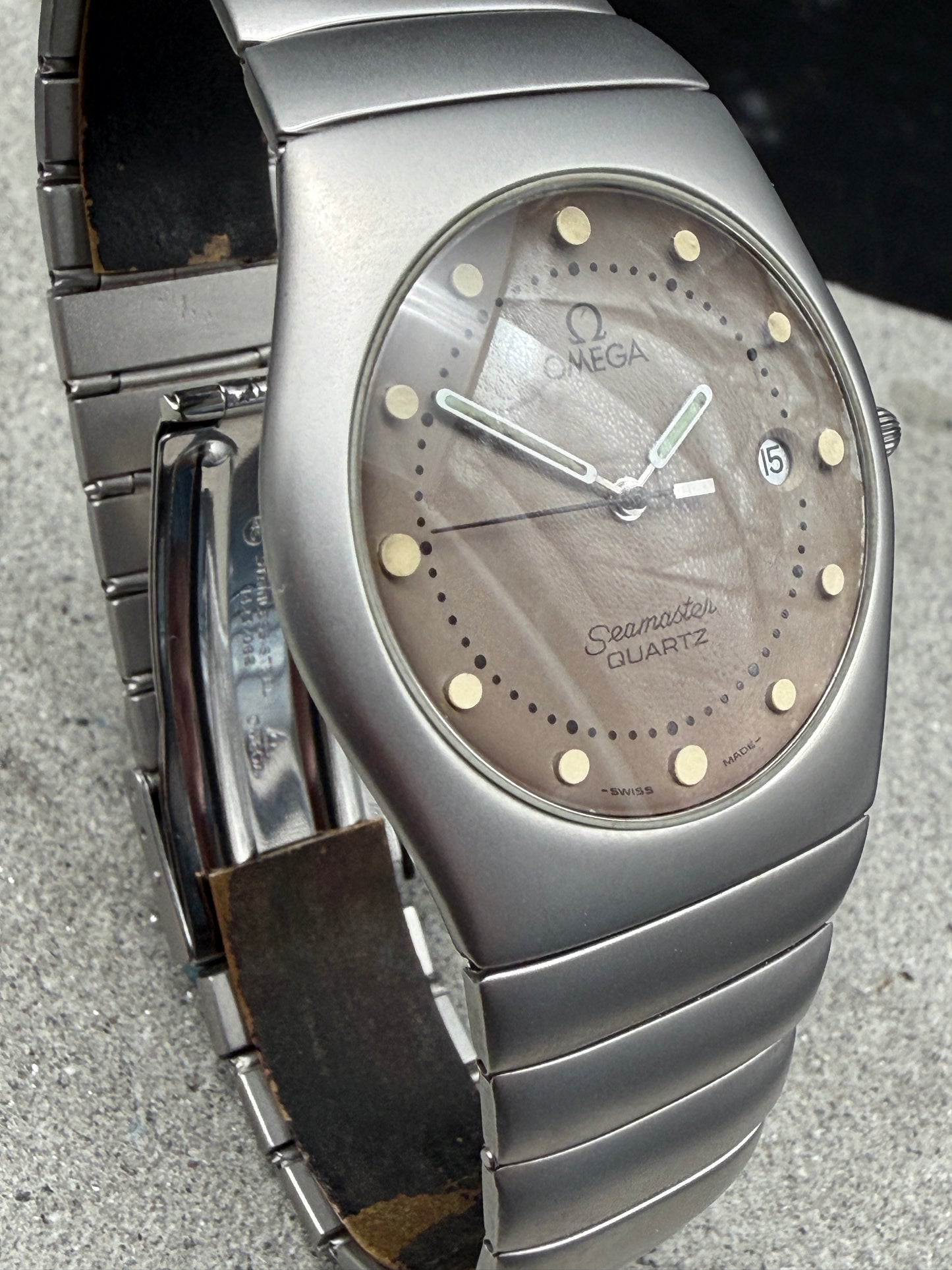 ORIGINAL 1984 OMEGA SEAMASTER RECIFE OXIDIERTER STAHL 196.0292 396.0984 ALBINO