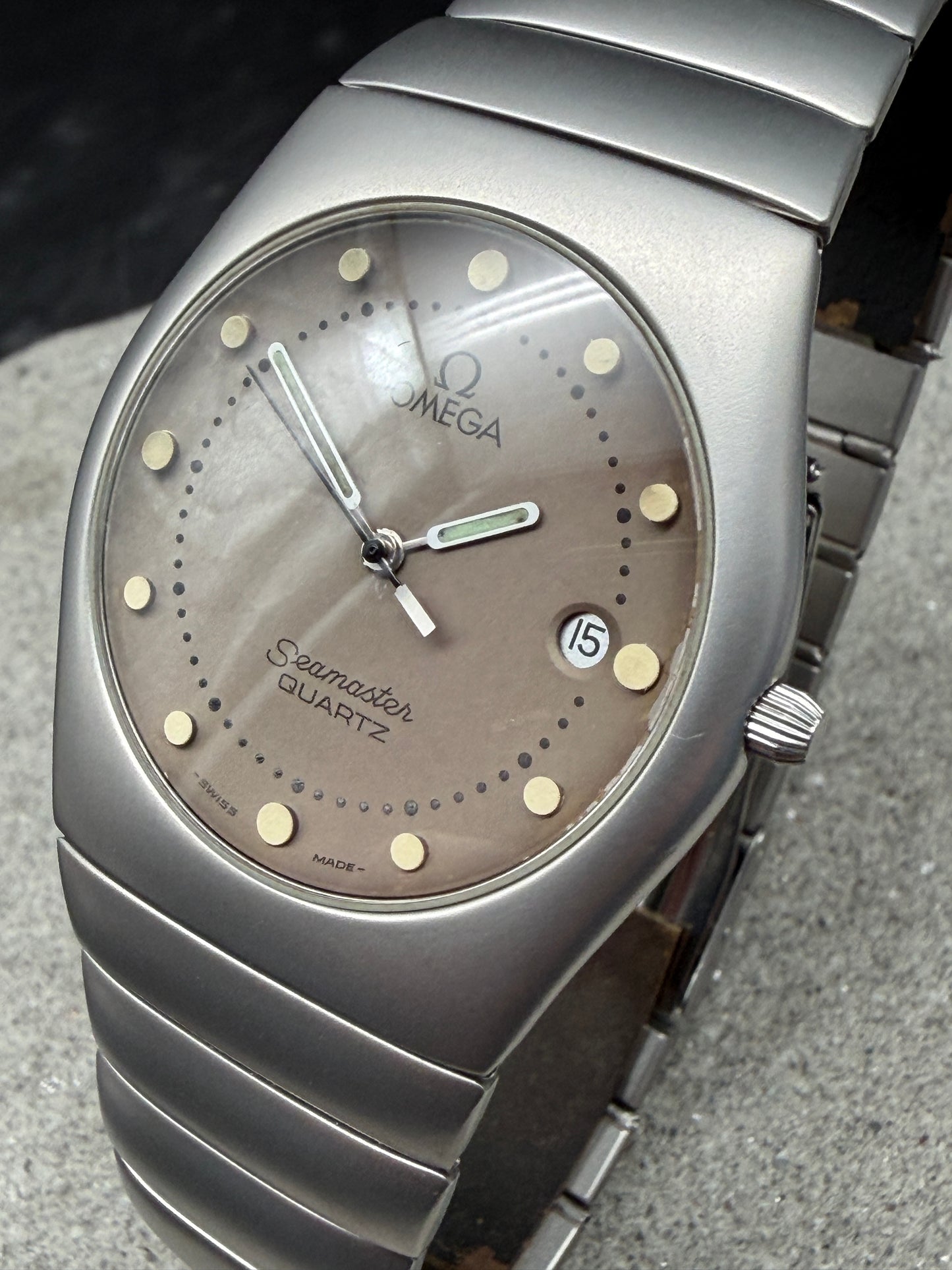 ORIGINAL 1984 OMEGA SEAMASTER RECIFE OXIDIERTER STAHL 196.0292 396.0984 ALBINO