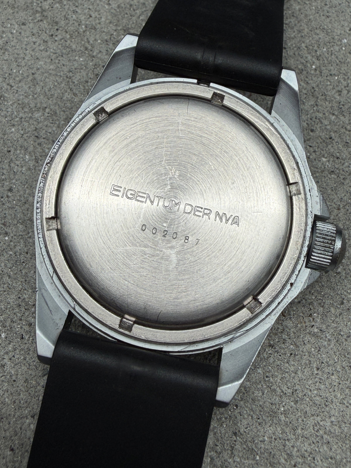 RUHLA WEIMAR QUARTZ TAUCHERUHR NVA KSK - 18 KAMPFTAUCHER MARINETAUCHER 44mm 1992