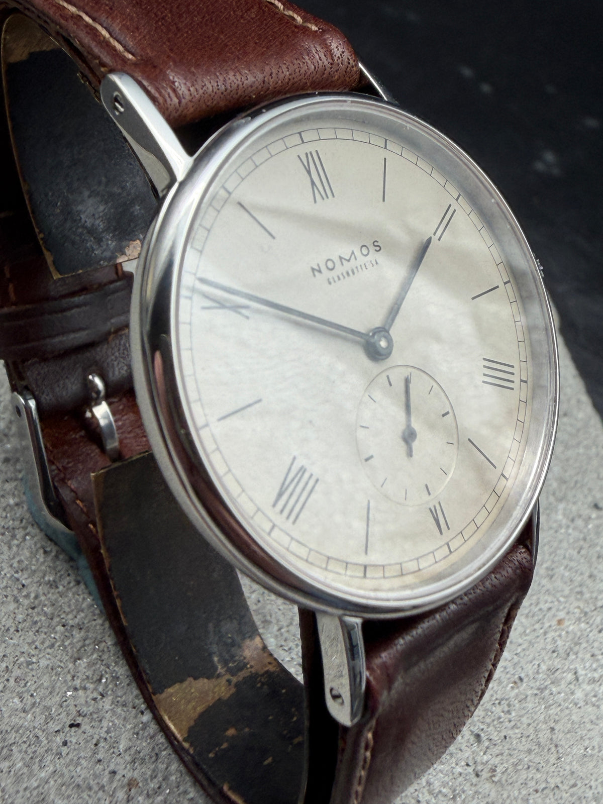 ORIGINAL NOMOS GLASHÜTTE LUDWIG 35 ROMAN NUMERAL BAUHAUS DESIGN SUBSECOND SECTOR