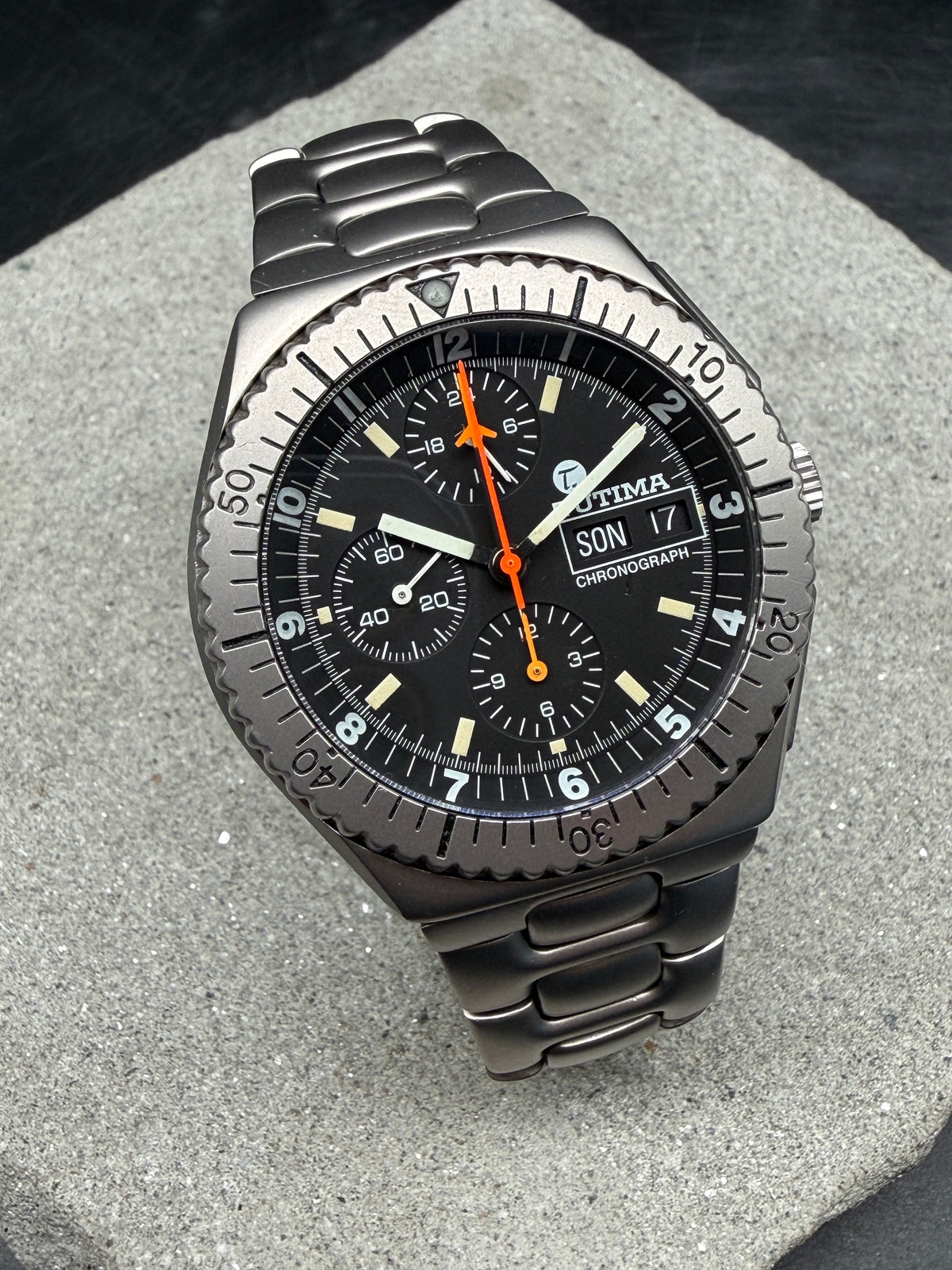 ORIGINAL TUTIMA 750 MILITARY CHRONOGRAPH AUTOMATIK DAY DATE LEMANIA 5100 TITAN