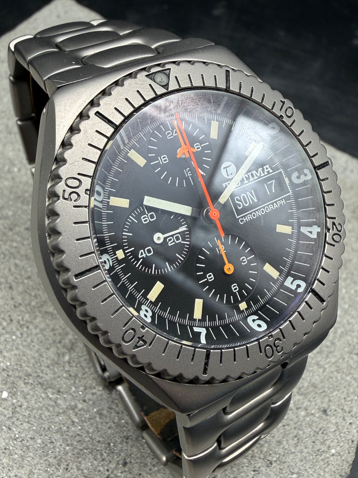 ORIGINAL TUTIMA 750 MILITARY CHRONOGRAPH AUTOMATIK DAY DATE LEMANIA 5100 TITAN