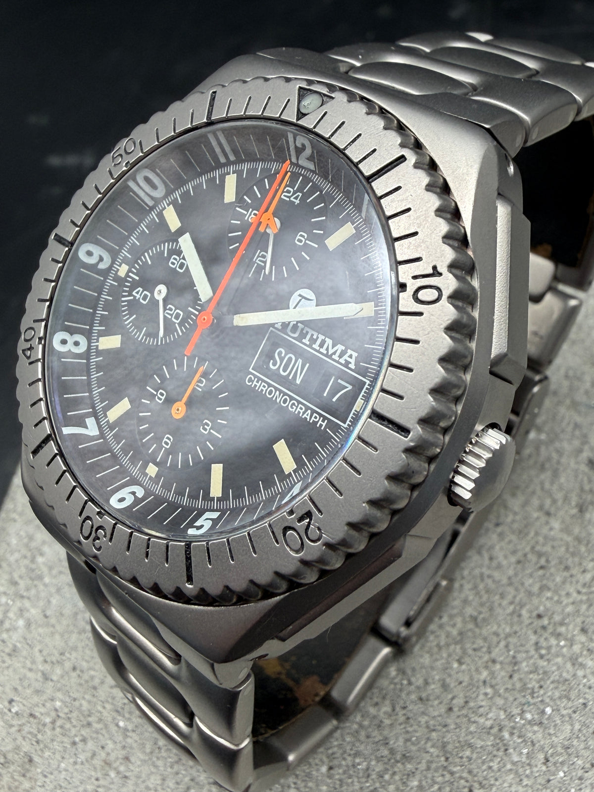 ORIGINAL TUTIMA 750 MILITARY CHRONOGRAPH AUTOMATIK DAY DATE LEMANIA 5100 TITAN