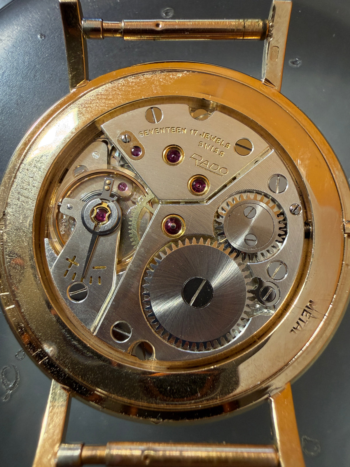 ORIGINAL RADO DE LUXE 18 K / 750 GELBGOLD ULTRAFLAT HANDAUFZUG DRESSWATCH 3063