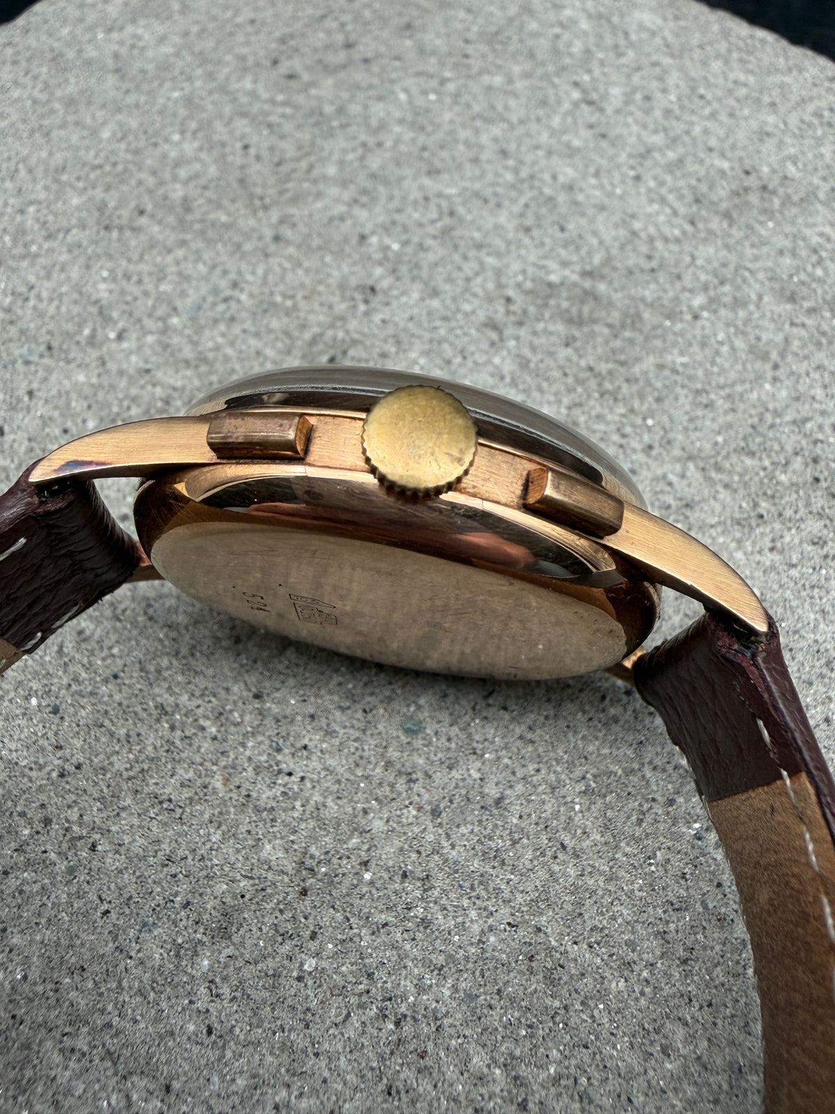 VINTAGE TEMPORIS ANTIMAGNETIC CHRONOGRAPH HANDAUFZUG 750 18 KARAT GELBGOLD GOLD