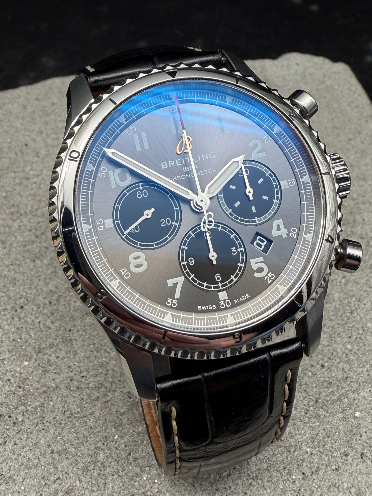 ORIGINAL 2021 BREITLING AVIATOR 8 B01 CHRONOMETER AB0119 CHRONOGRAPH FULLSET DE