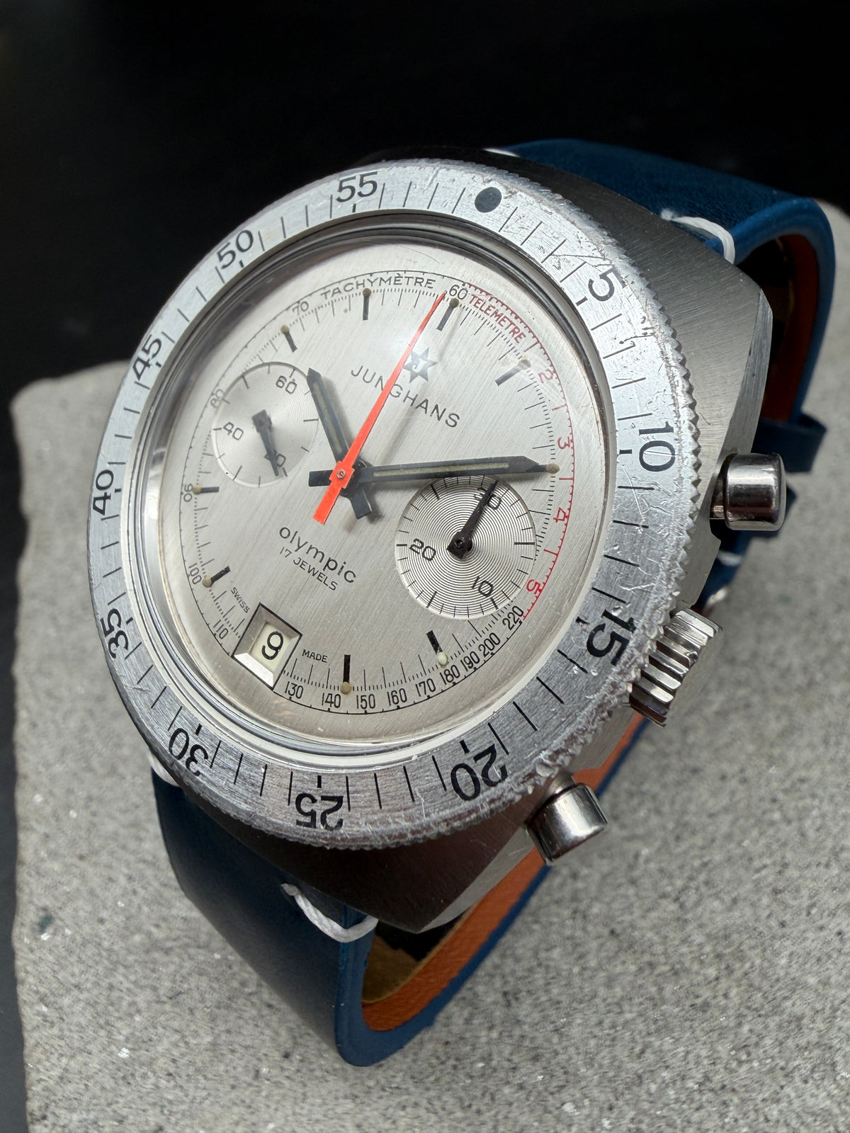 ORIGINAL 1973 JUNGHANS OLYMPIC CHRONOGRAPH 7734 VALJOUX HANDAUFZUG 688.10 DATUM
