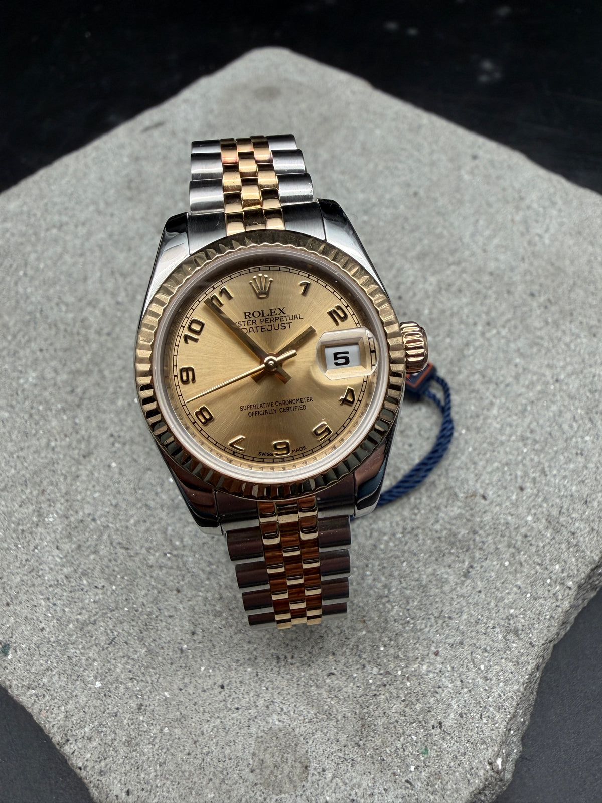 LUXUS 2007 ROLEX LADY DATEJUST 179173 STAHL GOLD SUPER JUBILEE 26mm DAMEN UHR