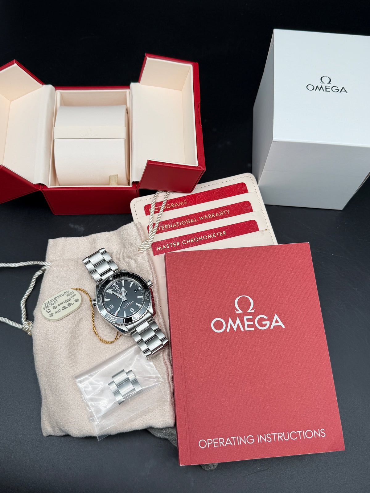 ORIGINAL 2018 OMEGA SEAMASTER PLANET OCEAN 600M MASTER CHRONOMETER CO AXIAL 39,5mm 215.30.40.20.01.001 BOX / PAPIERE LC100