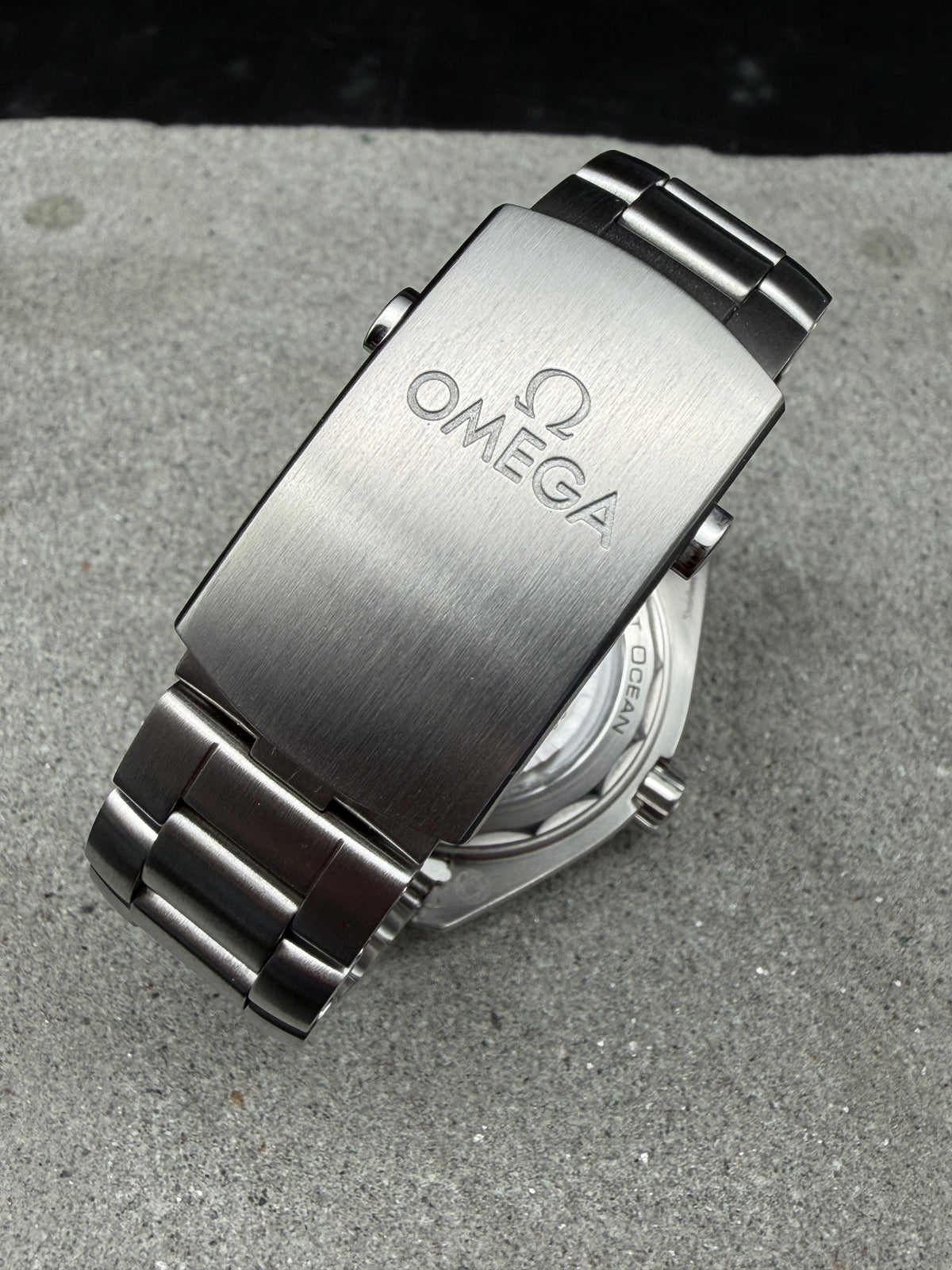 ORIGINAL 2018 OMEGA SEAMASTER PLANET OCEAN 600M MASTER CHRONOMETER CO AXIAL 39,5mm 215.30.40.20.01.001 BOX / PAPIERE LC100