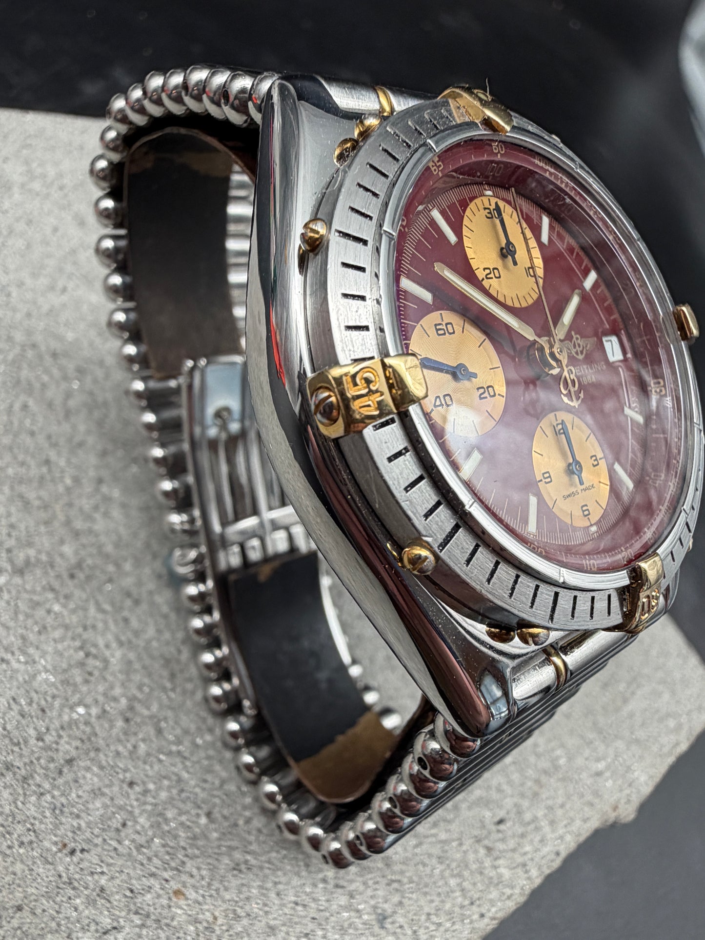 ORIGINAL BREITLING B13047 CHRONOMAT BURGUNDY RED STAHL / GOLD ROULEAUX 39mm UHR