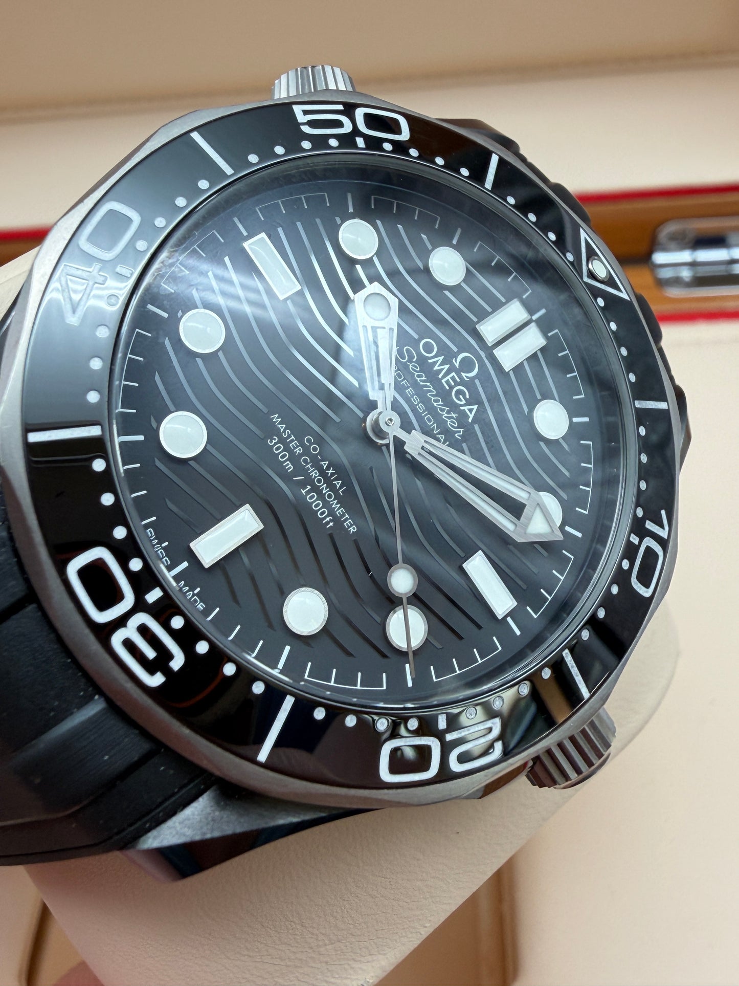 ORIGINAL 2019 OMEGA SEAMASTER DIVER 300M KERAMIK CO-AXIAL 21092442001001 FULLSET