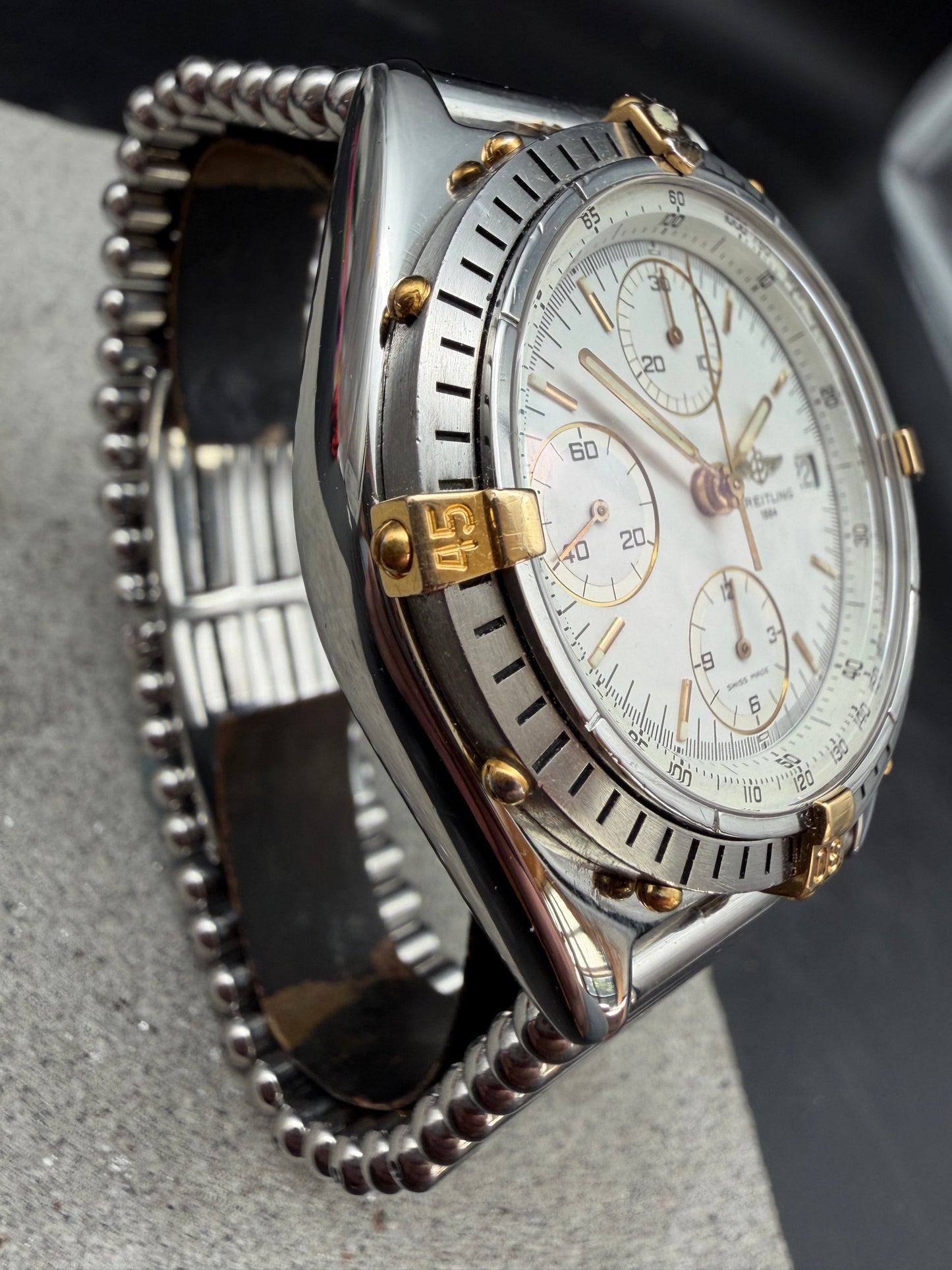 ORIGINAL BREITLING B13047 CHRONOMAT ALBINO WEIß STAHL / GOLD ROULEAUX 39mm UHR