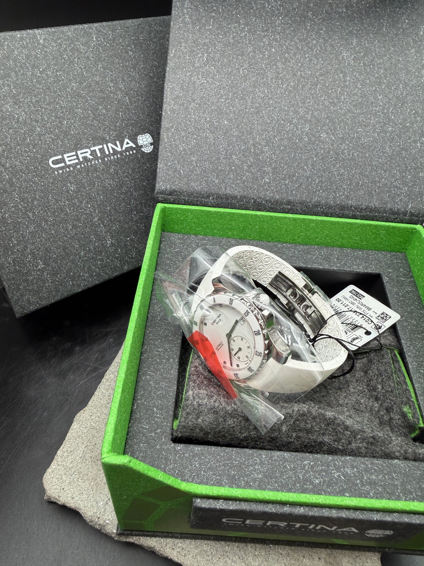 NEU CERTINA DS FIRST LADY KERAMIK WHITE C014.235.11.011.00 WEIß 35mm DAMEN DIVER