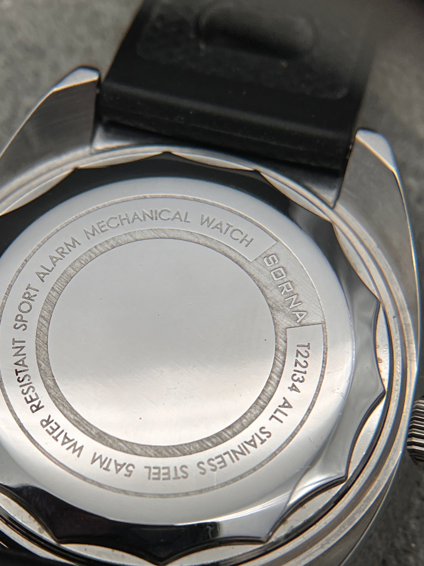ORIGINAL SORNA SPORT ALARM HANDAUFZUG WECKER DIVER TACHYMETER MECHANICAL RETRO