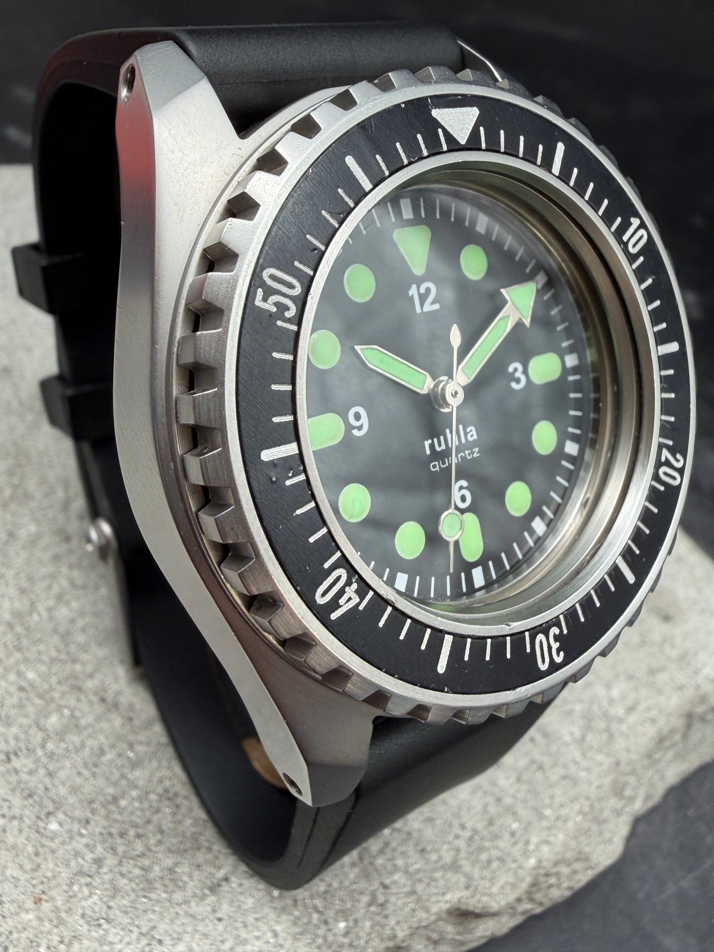 ORIGINAL RUHLA QUARTZ TAUCHERUHR NVA KSK -18 KAMPFTAUCHER MARINETAUCHER 44mm UHR