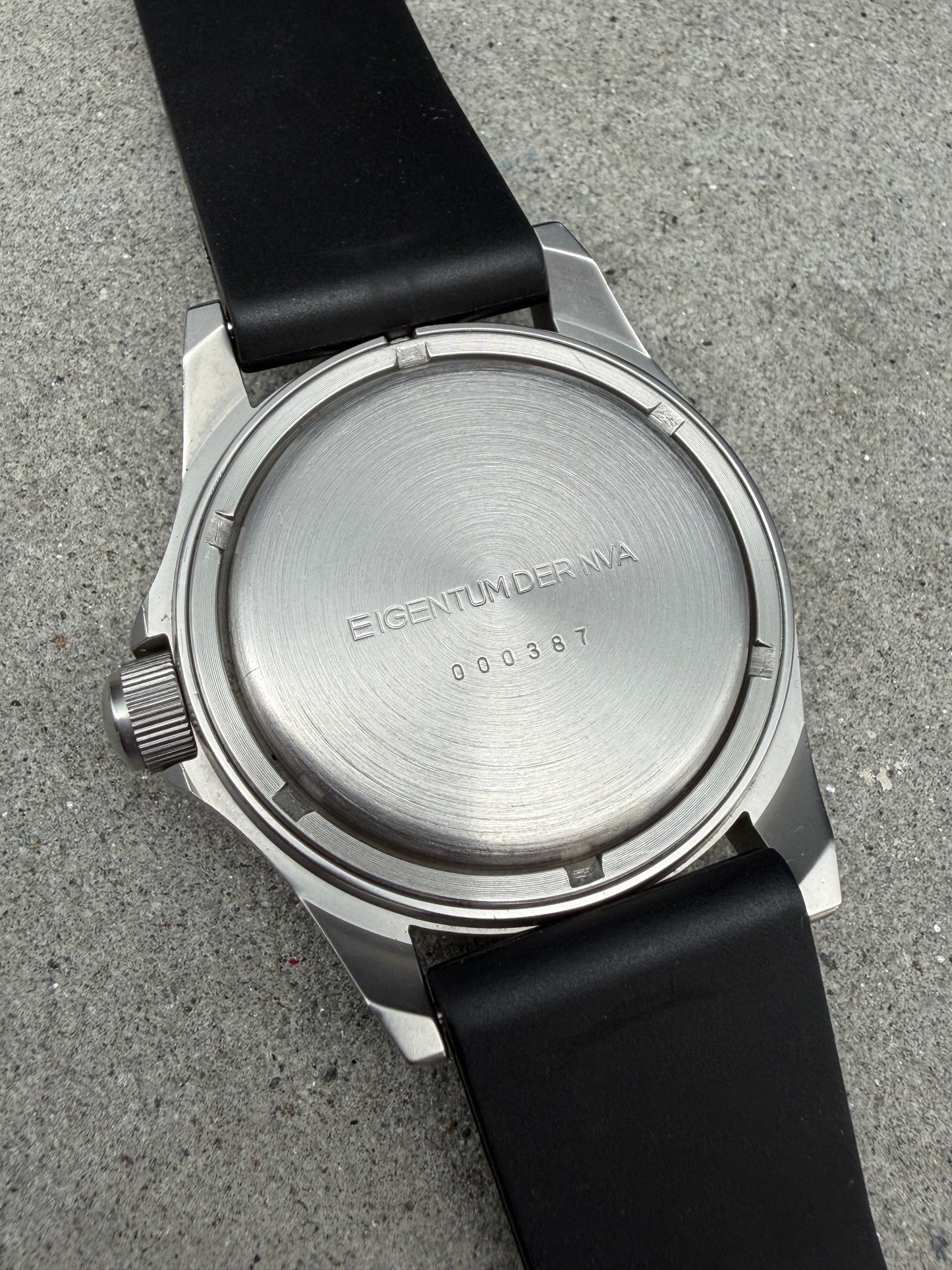 ORIGINAL RUHLA QUARTZ TAUCHERUHR NVA KSK -18 KAMPFTAUCHER MARINETAUCHER 44mm UHR