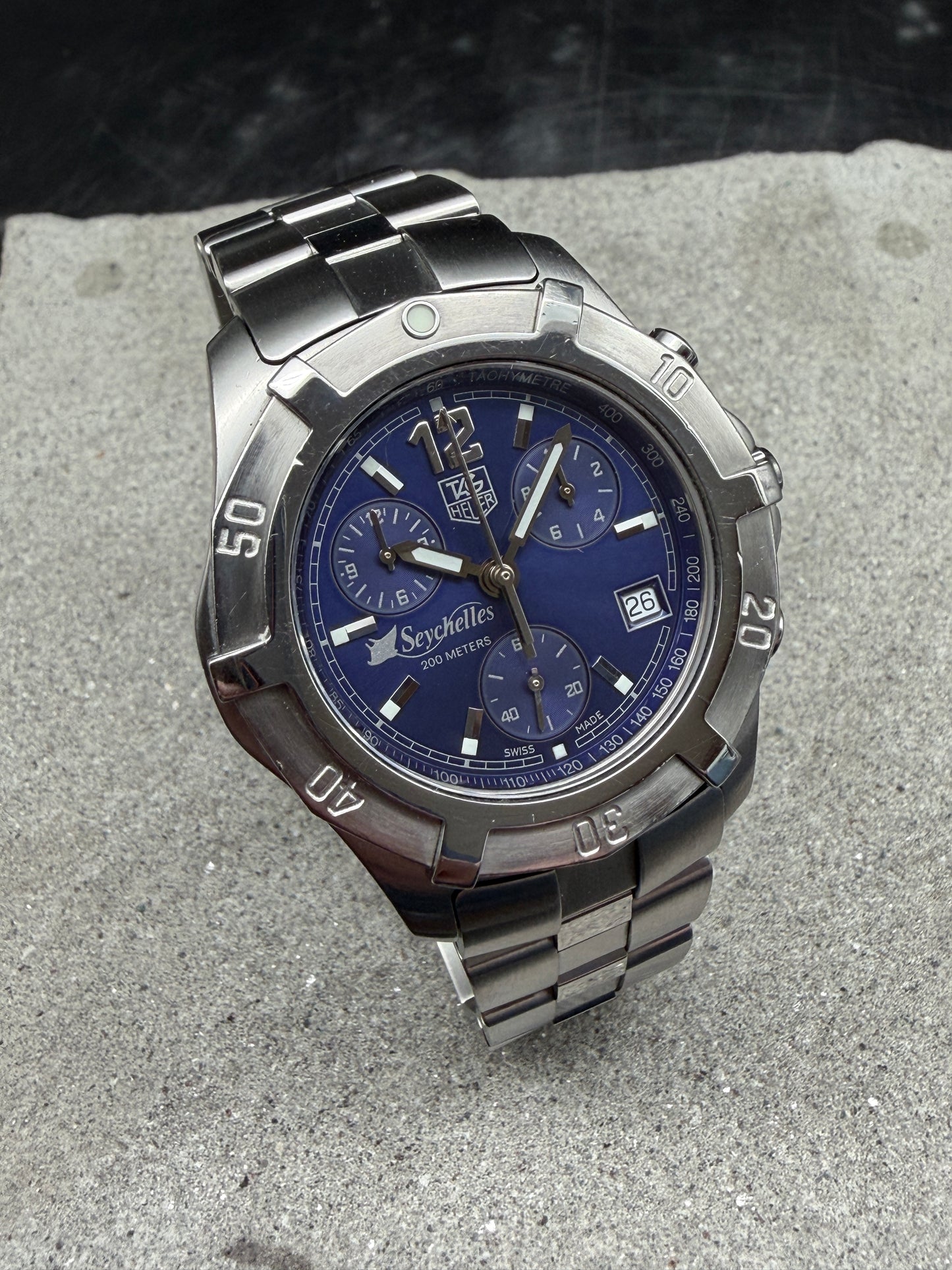 ORIGINAL TAG HEUER CN111D 200 METERS CHRONOGRAPH SEYCHELLES PURPLE DIAL 1/10 SEC