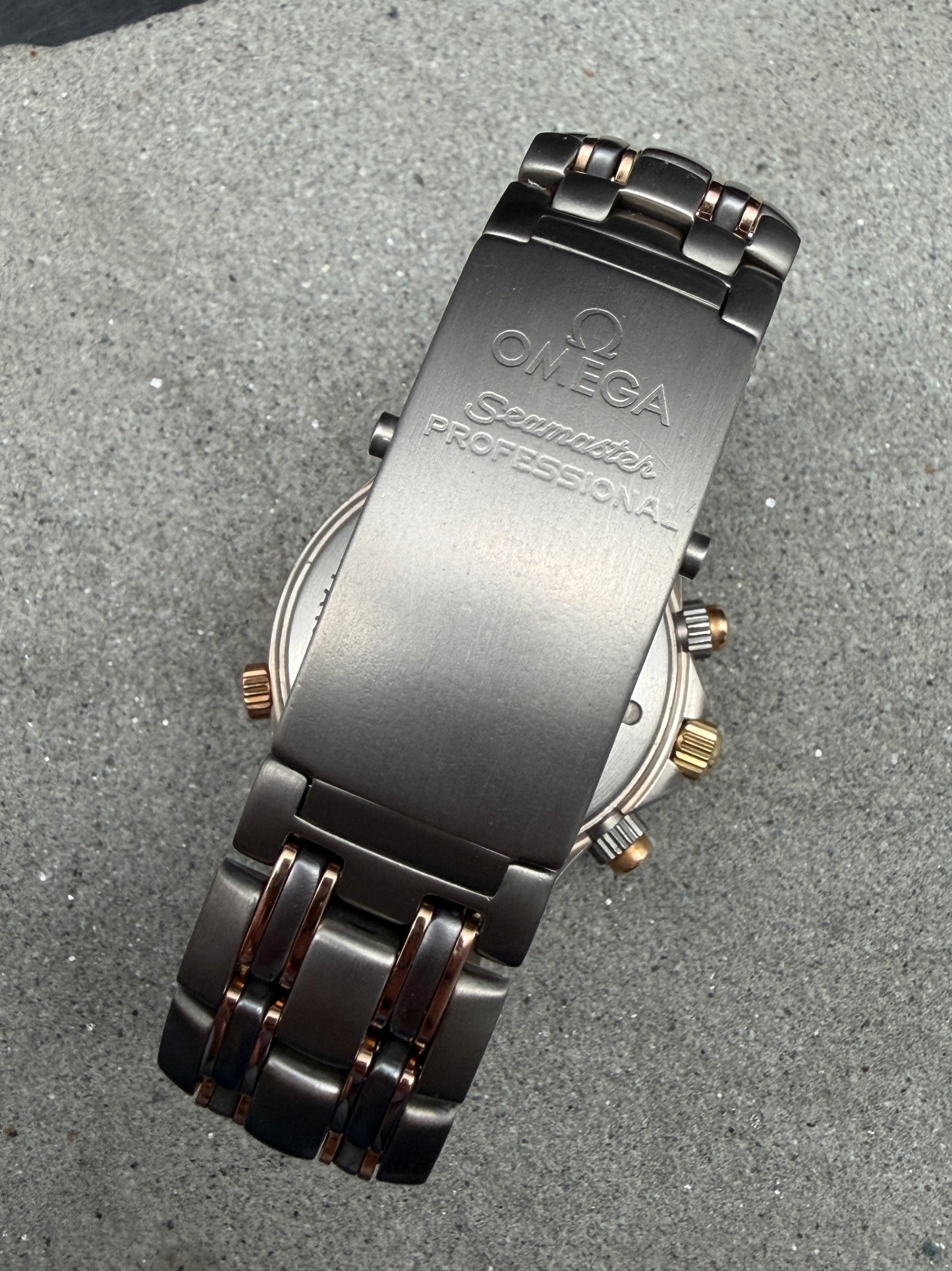 ORIGINAL OMEGA SEAMASTER PROFESSIONAL CHRONOGRAPH TITAN / TANTAL / ROTGOLD UHR
