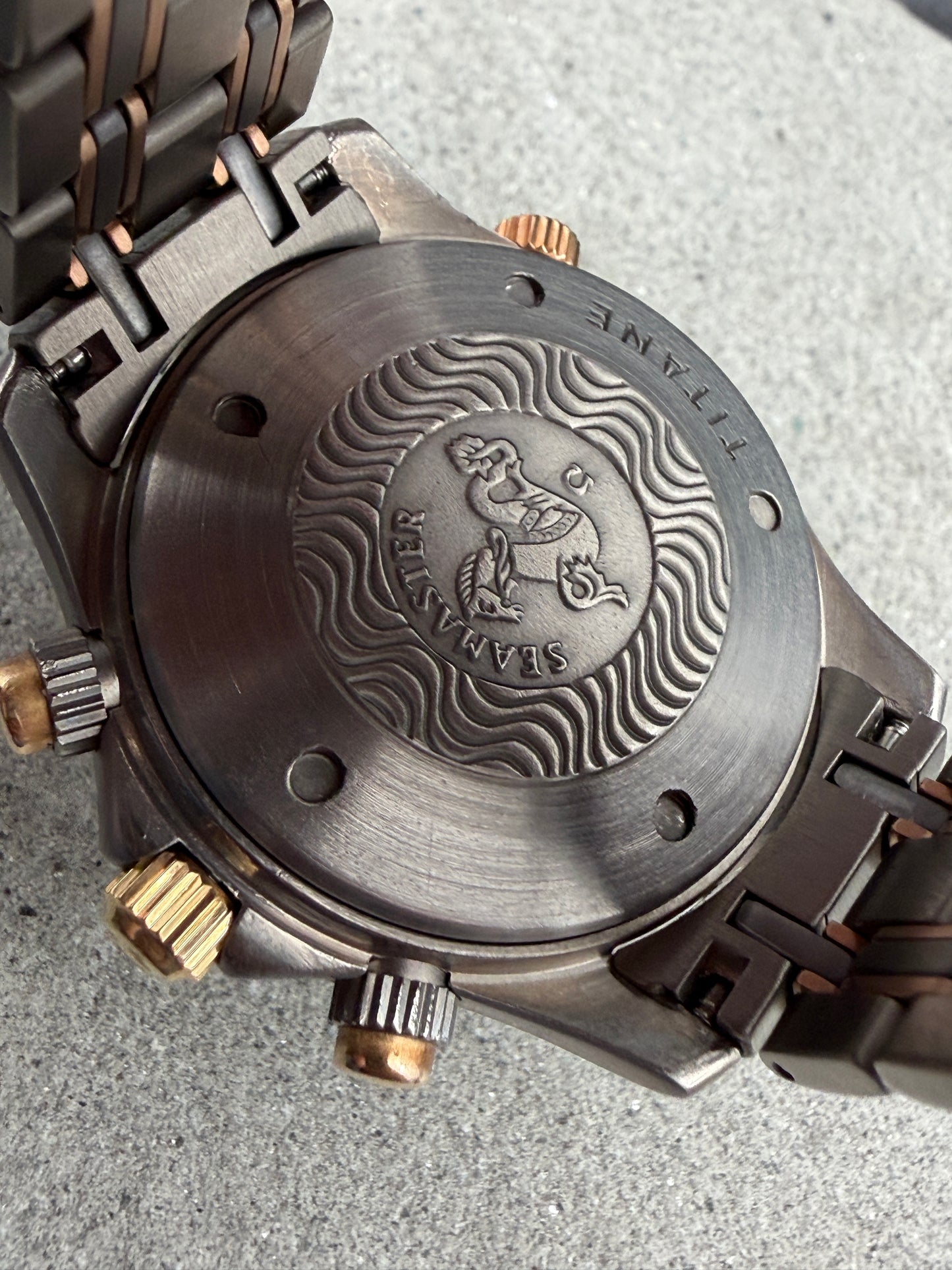 ORIGINAL OMEGA SEAMASTER PROFESSIONAL CHRONOGRAPH TITAN / TANTAL / ROTGOLD UHR