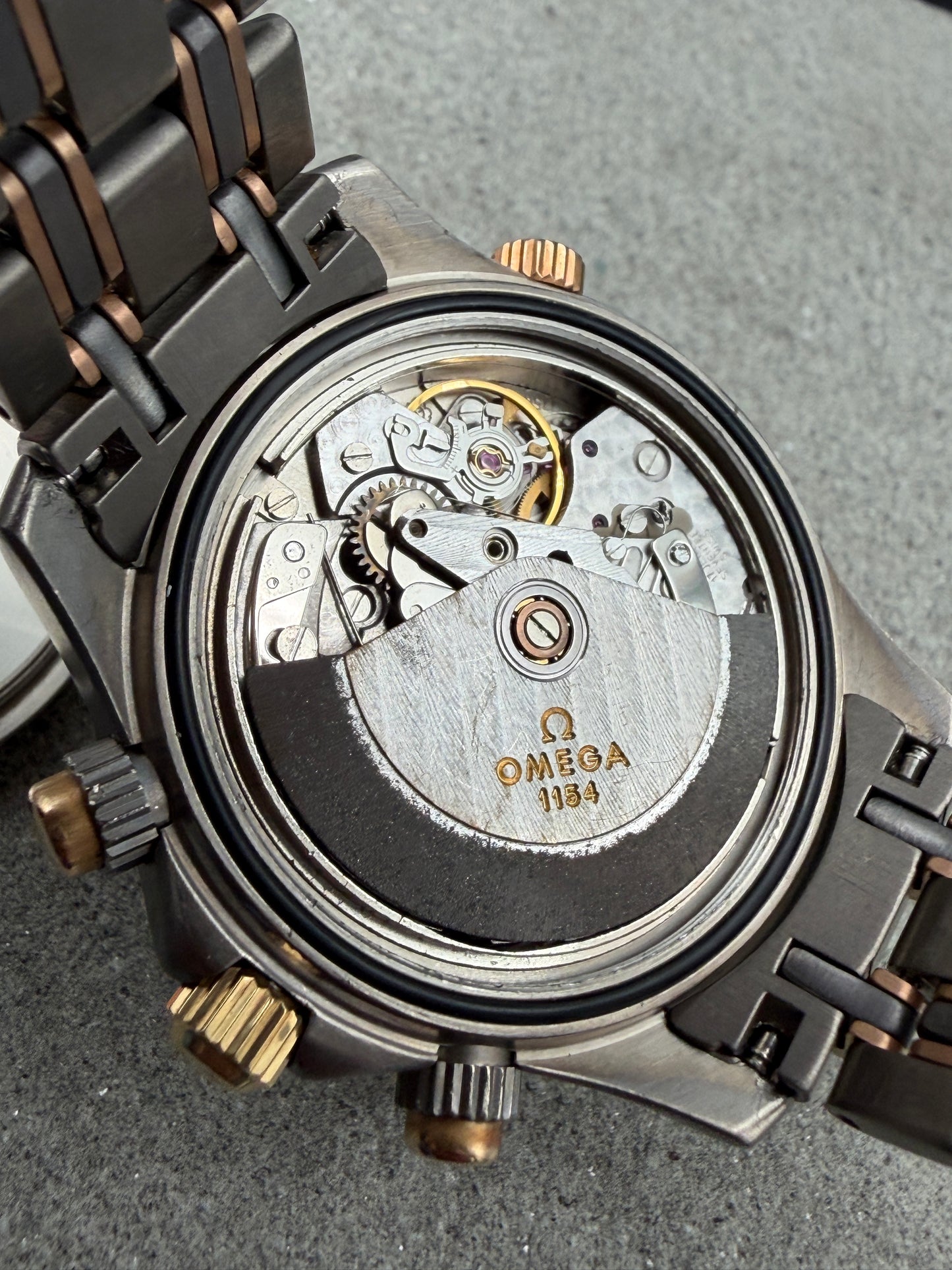 ORIGINAL OMEGA SEAMASTER PROFESSIONAL CHRONOGRAPH TITAN / TANTAL / ROTGOLD UHR